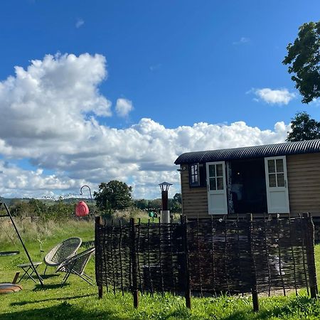 Toadland Shepherd Huts Durham Extérieur photo