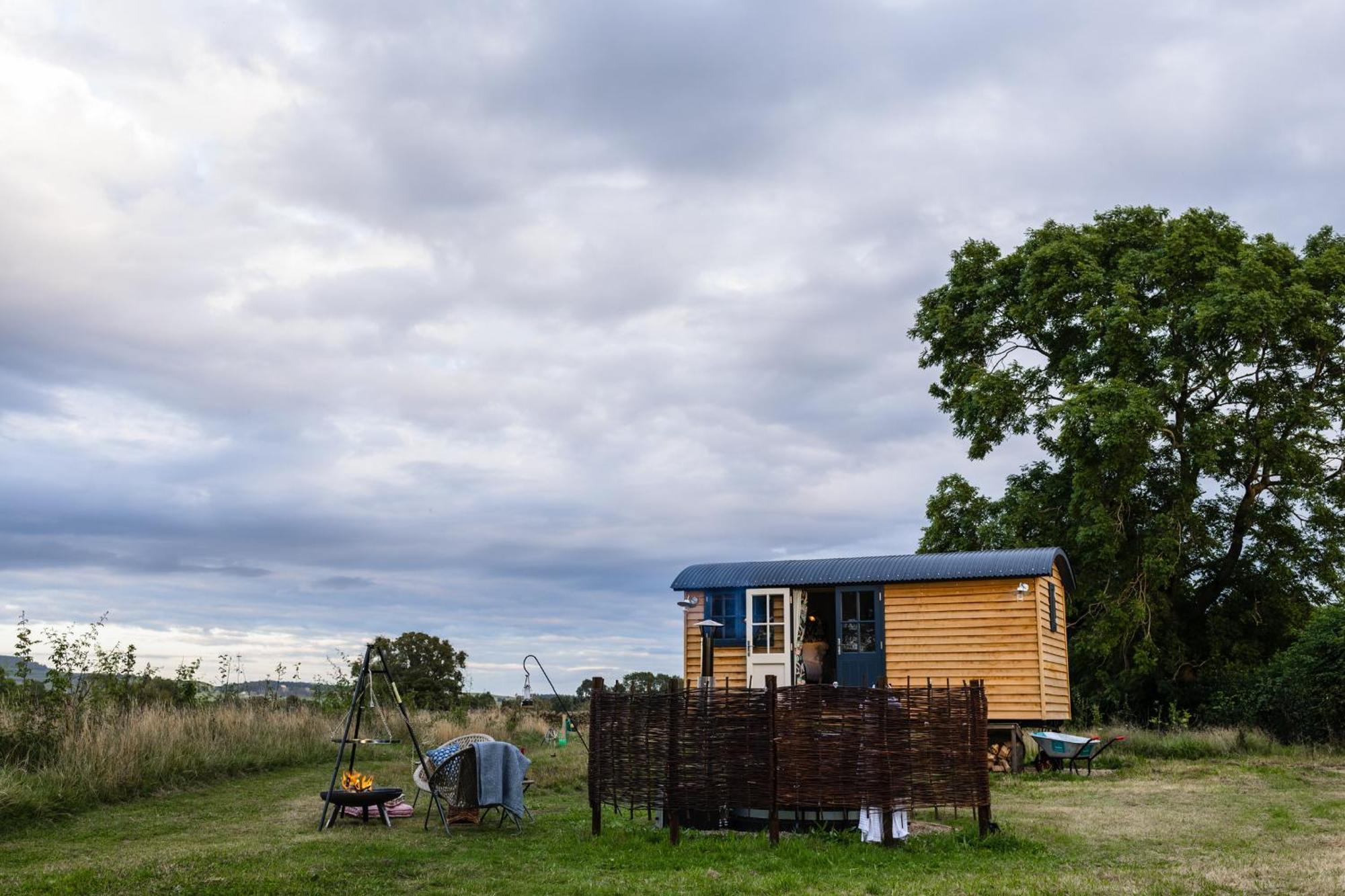 Toadland Shepherd Huts Durham Extérieur photo